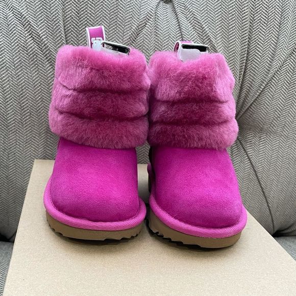 Ugg Fluff quilted boots size 6 T - Picture 1 of 5
